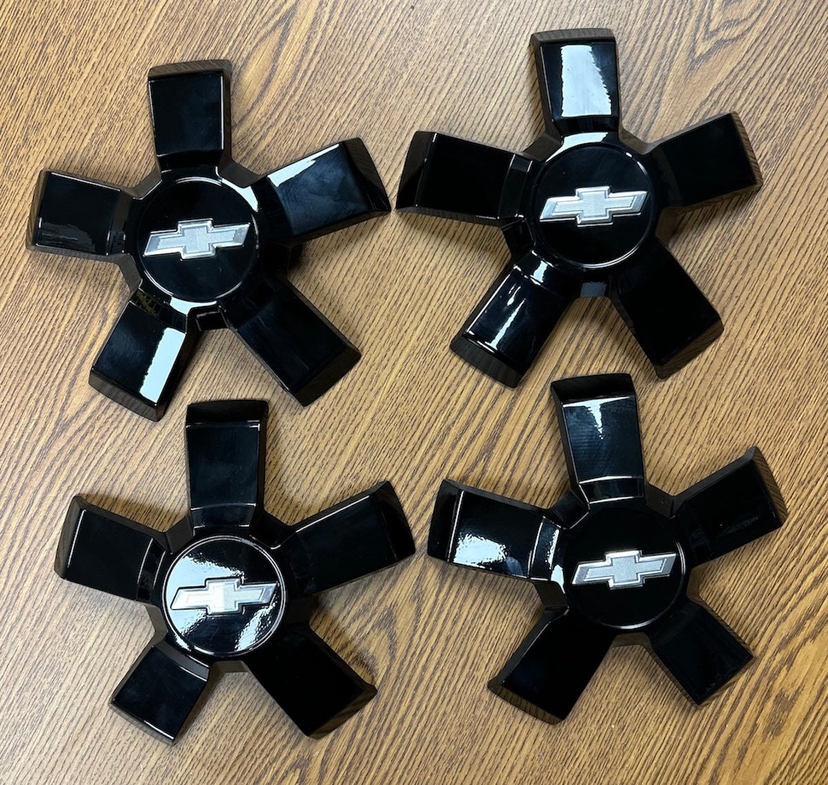 7 3/4" Chevrolet Camaro OEM Black Center Cap #19351759 set